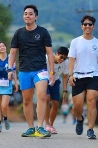 BIB: 8032
                            <button type="button" onclick="openModal(18898814)" class="btn btn-primary btn-sm float-right btn-popup" data-toggle="modal" data-target=".modal-high-quality">
                        <i class="fas fa-shopping-cart"></i> Add to Cart
                    </button>
                                            <button type="button" onclick="isThisMe(18898814, true)" class="btn btn-success btn-sm float-right btn-popup btn-isme hidden" data-toggle="tooltip" data-placement="bottom" title="นี่คือรูปของคุณใช่ไหม คลิกที่นี่เพื่อเอาเข้าอัลบั้ม">
                        <i class="fas fa-plus"></i> Add to album
                    </button>
                    <button type="button" onclick="isThisMe(18898814, false)" class="btn btn-warning btn-sm float-right btn-popup btn-isnotme hidden">
                        <i class="fas fa-ban"></i> Remove from album
                    </button>